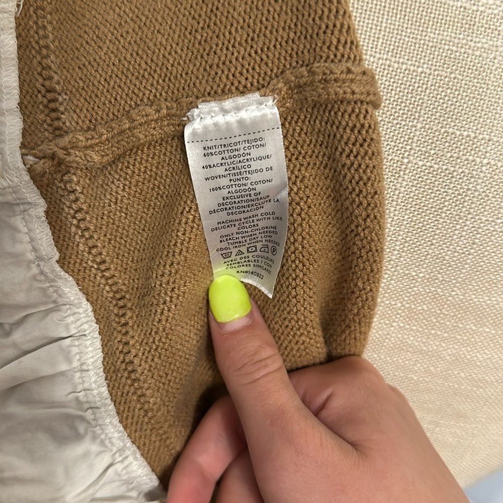 LOFT Tan Sweater with White and Black Details - Picture 4 of 4